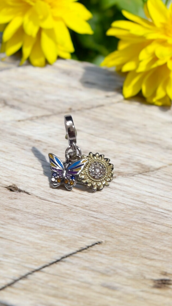 Sunlit Bloom Charm