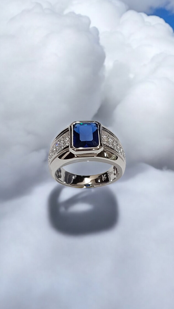 Midnight Majesty Ring