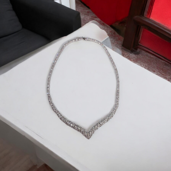 Elegance Enchantment Jewelry Set - Image 3