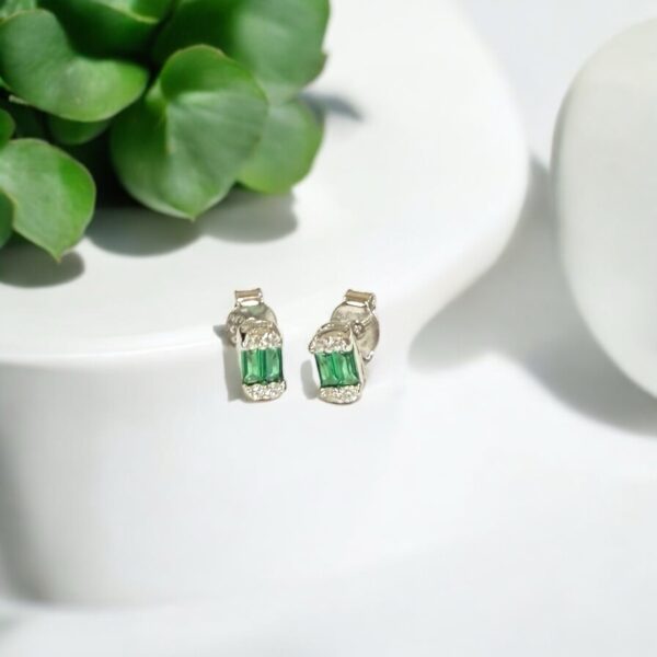 Emerald Elegance Baguette Earrings - Image 3