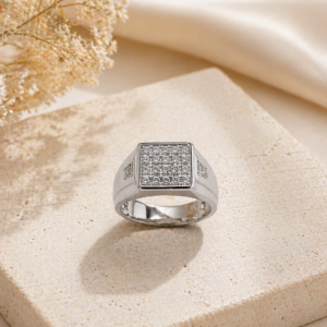 Classic Grid Pavé Signet Ring